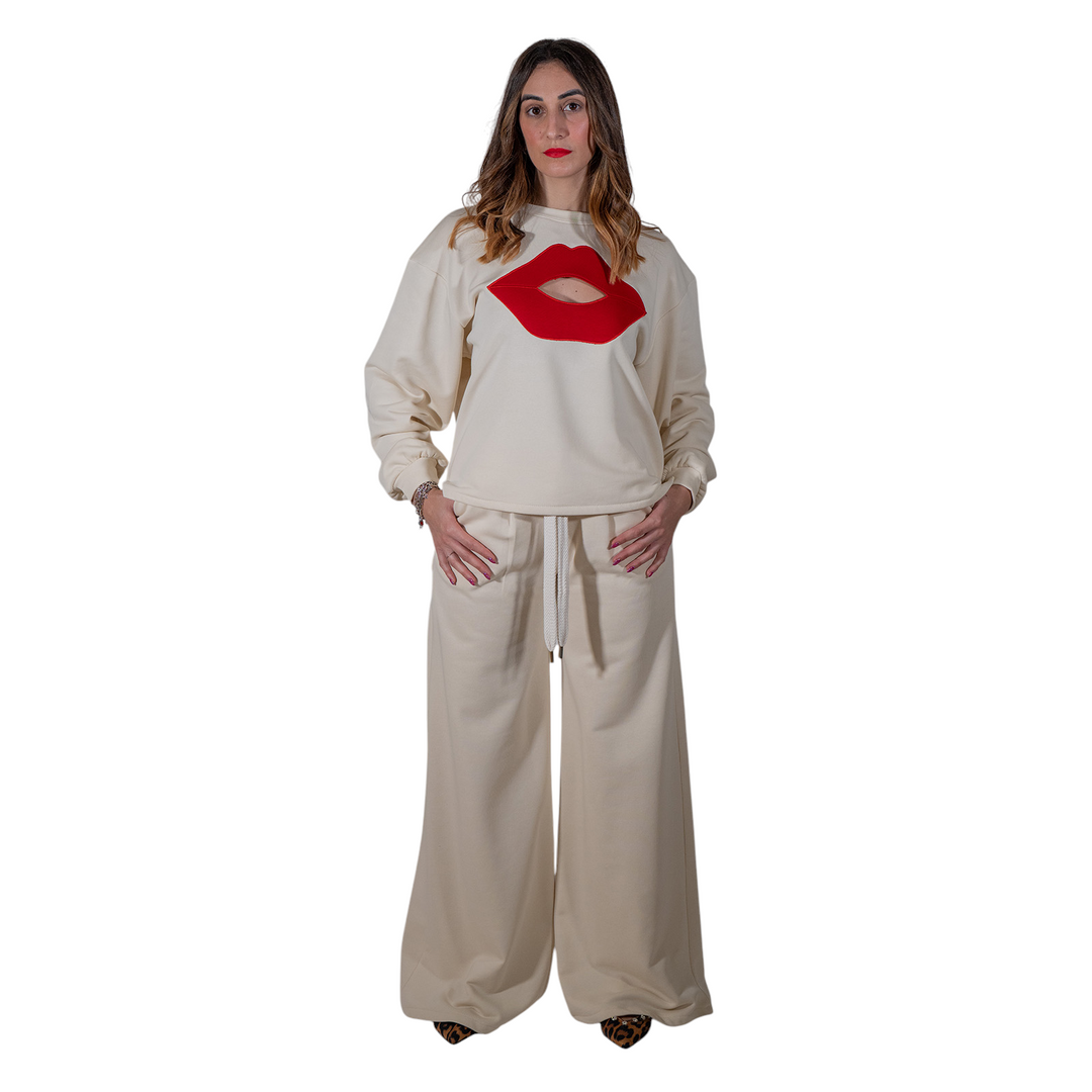 PANTALON AVEC BRODERIE