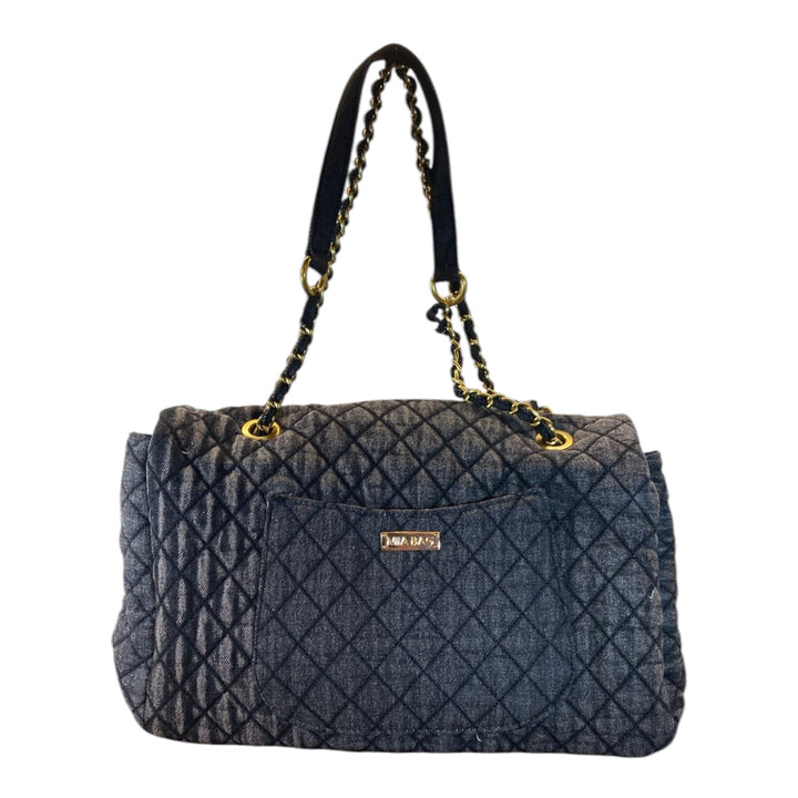 DEUX POIGNÉES JADORE ET CHARM