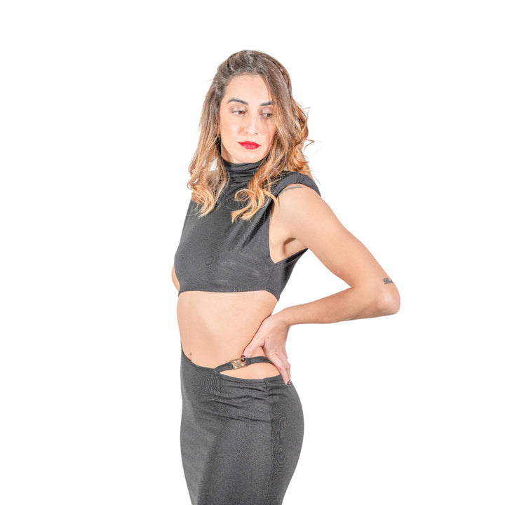 ROBE À DÉCOUPES NOIRE