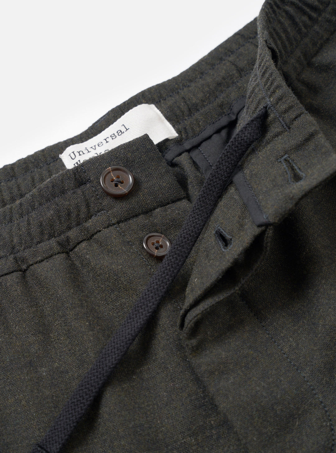 Universal Works Pleated Track Pant Recycled Italian Tweed Olive Verde - foto 4
